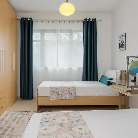 Comfort&cozy Near Airport & Bus Terminal Apartment