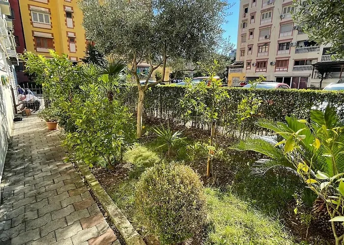 Comfort&cozy Near Airport & Bus Terminal Tirana