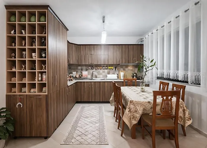 Apartment Comfort&cozy Near Airport & Bus Terminal Tirana