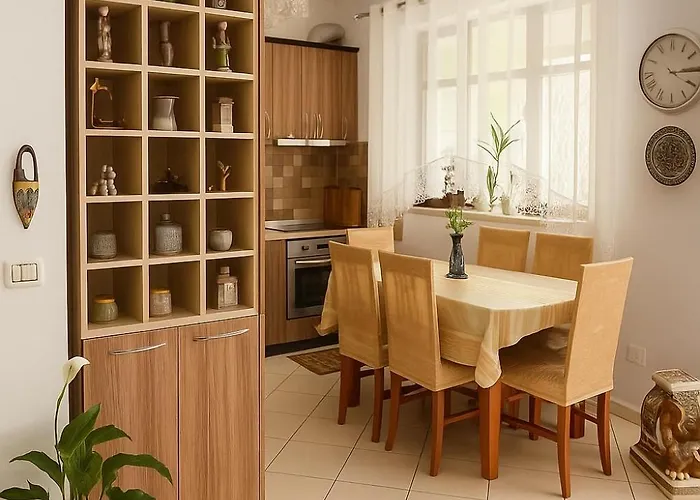 Apartment Comfort&cozy Near Airport & Bus Terminal *