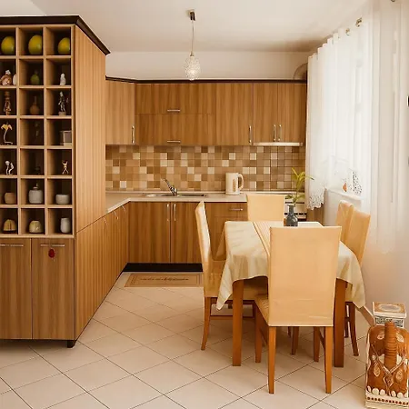 Apartamento Comfort&cozy Near Airport & Bus Terminal