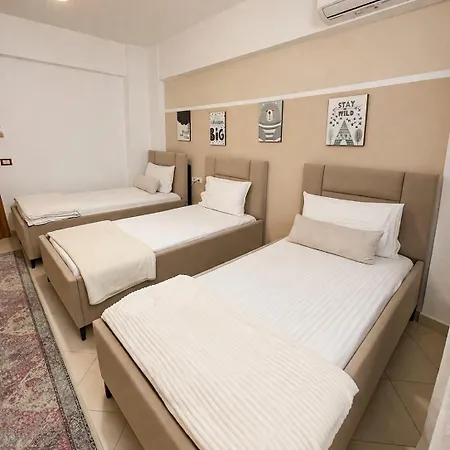 Comfort&cozy Near Airport & Bus Terminal Apartamento Tirana