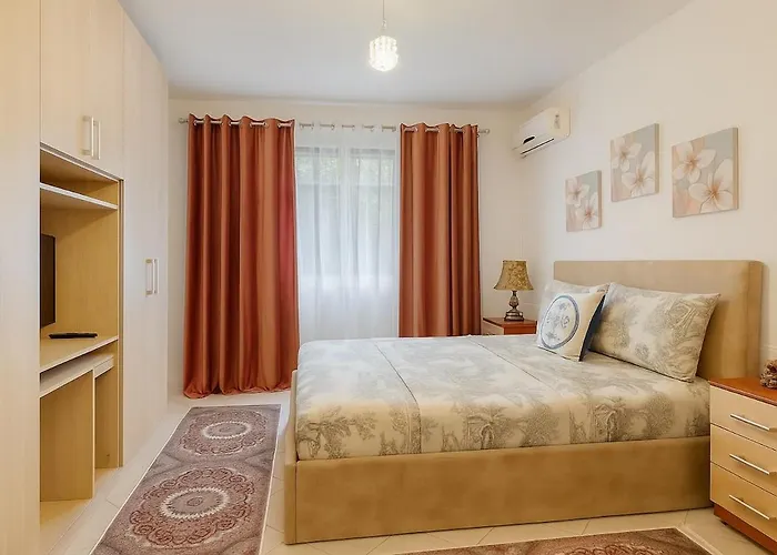 Apartman Comfort&cozy Near Airport & Bus Terminal *